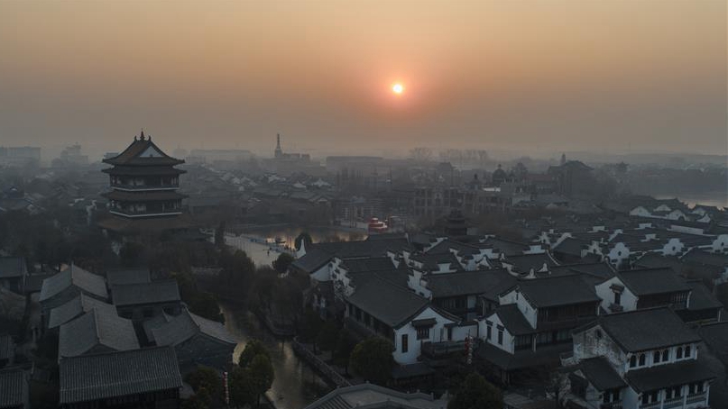 2019，旭日東升