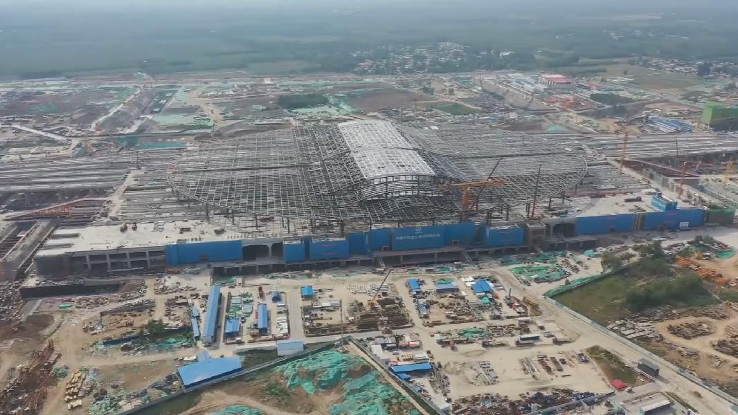 視頻來啦！京雄城際鐵路雄安站清水混凝土施工完成！室內(nèi)形象初顯