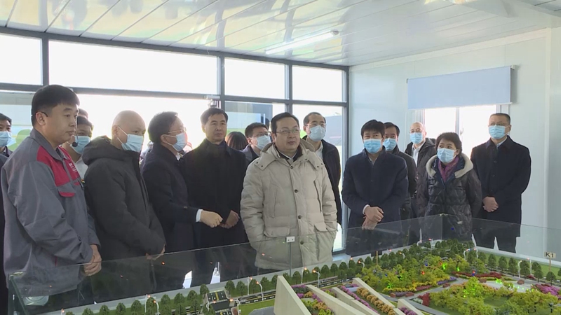 時政播報丨張國華調研昝崗組團和雄東片區(qū)重點項目建設情況并召開專題會議