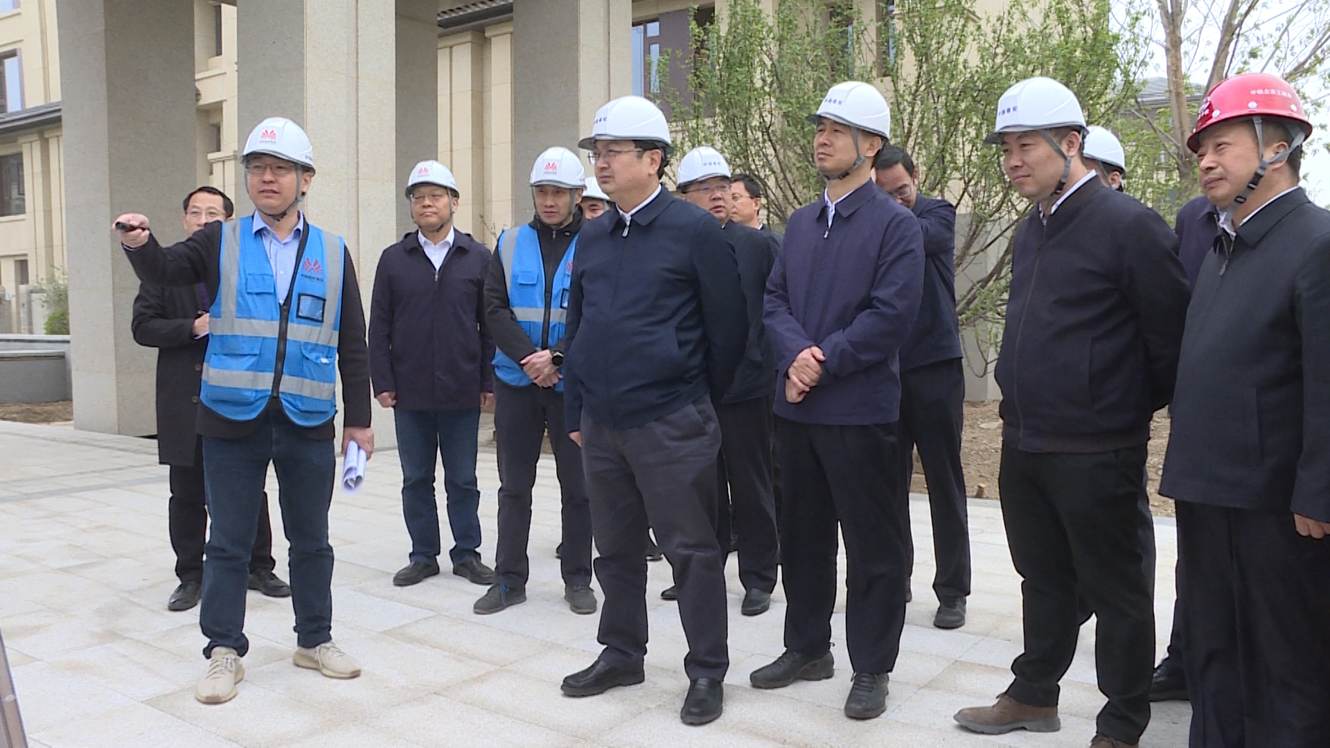 時政播報丨張國華調研容東片區重點項目建設情況