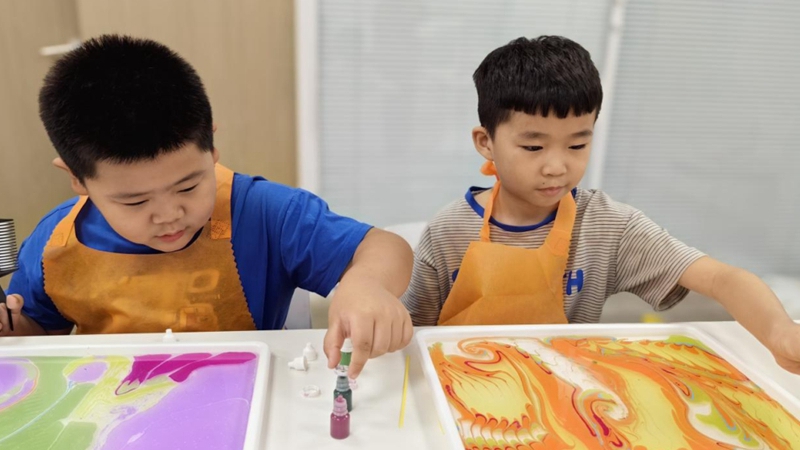 “雙爭”進(jìn)行時丨水拓絲巾，邂逅非遺