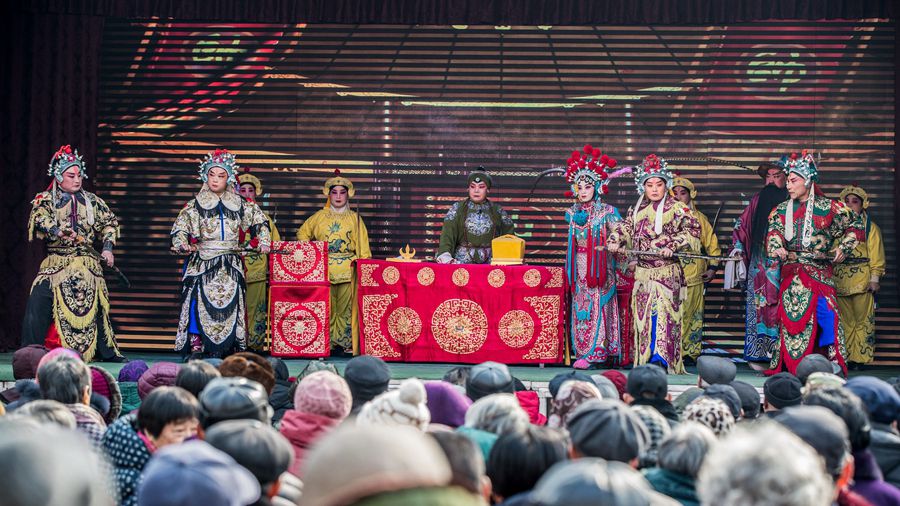 戲曲進(jìn)鄉(xiāng)村！容城縣“新春唱大戲”唱暖白塔村